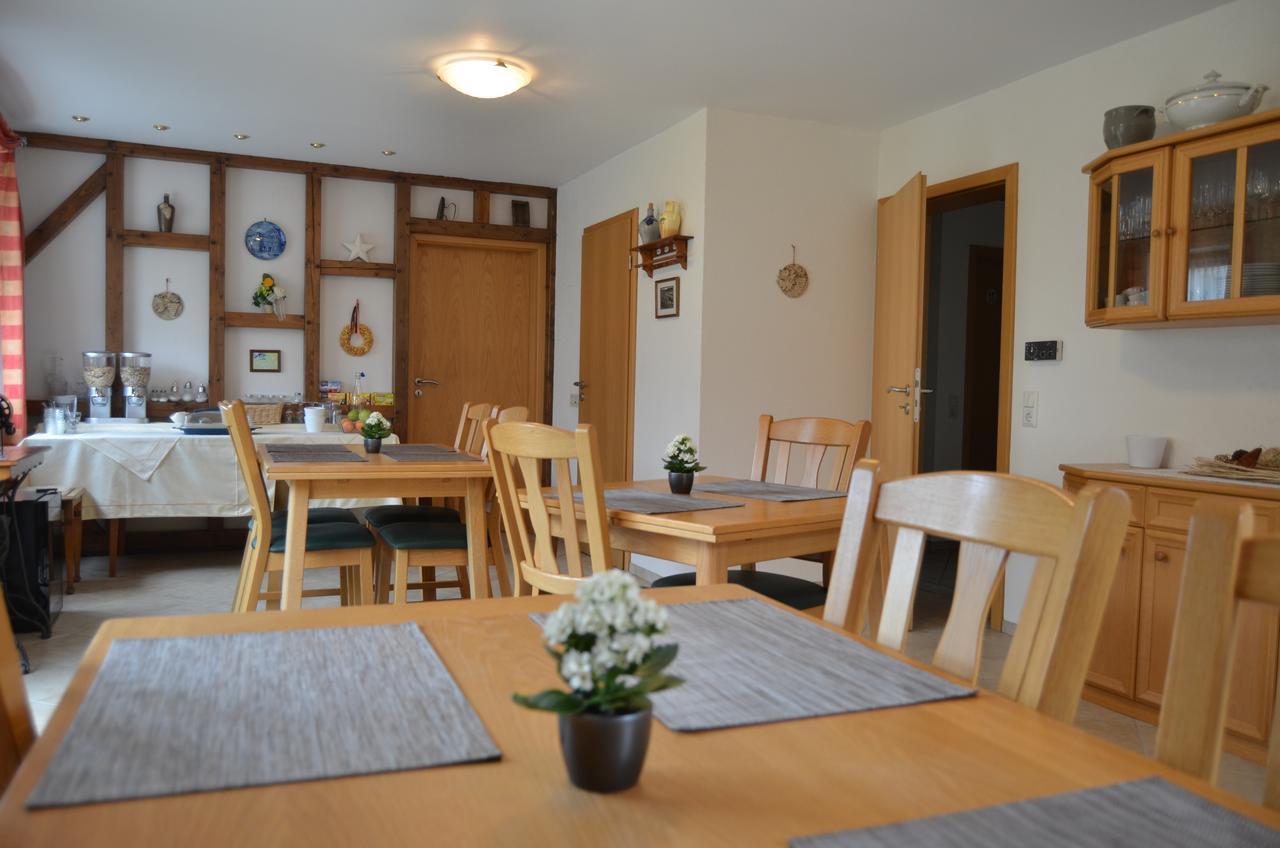 Weingut H. Gindorf Bed & Breakfast Lieser Luaran gambar