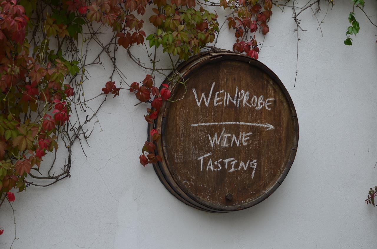 Weingut H. Gindorf Bed & Breakfast Lieser Luaran gambar